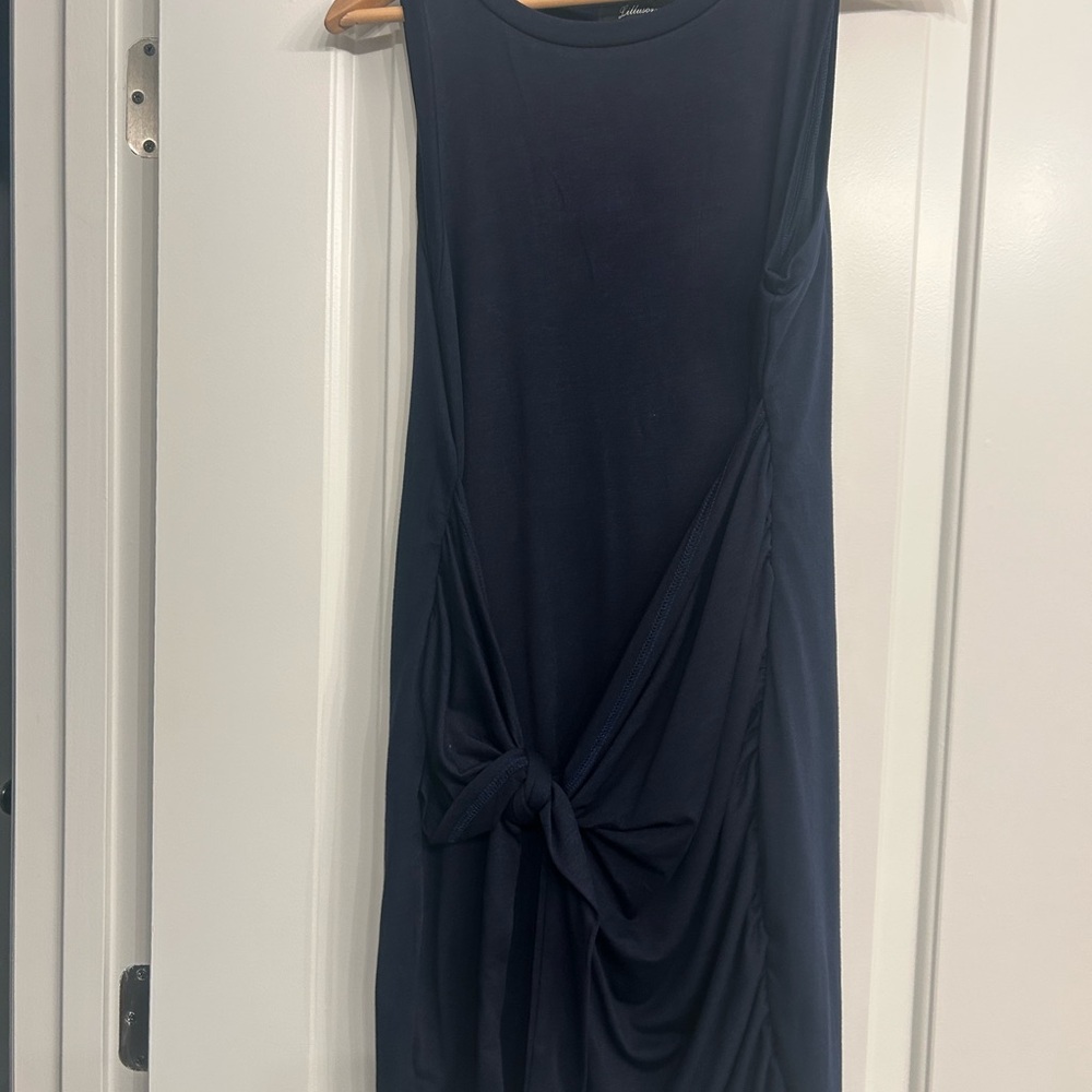 Elegant Black Sleeveless Dress
